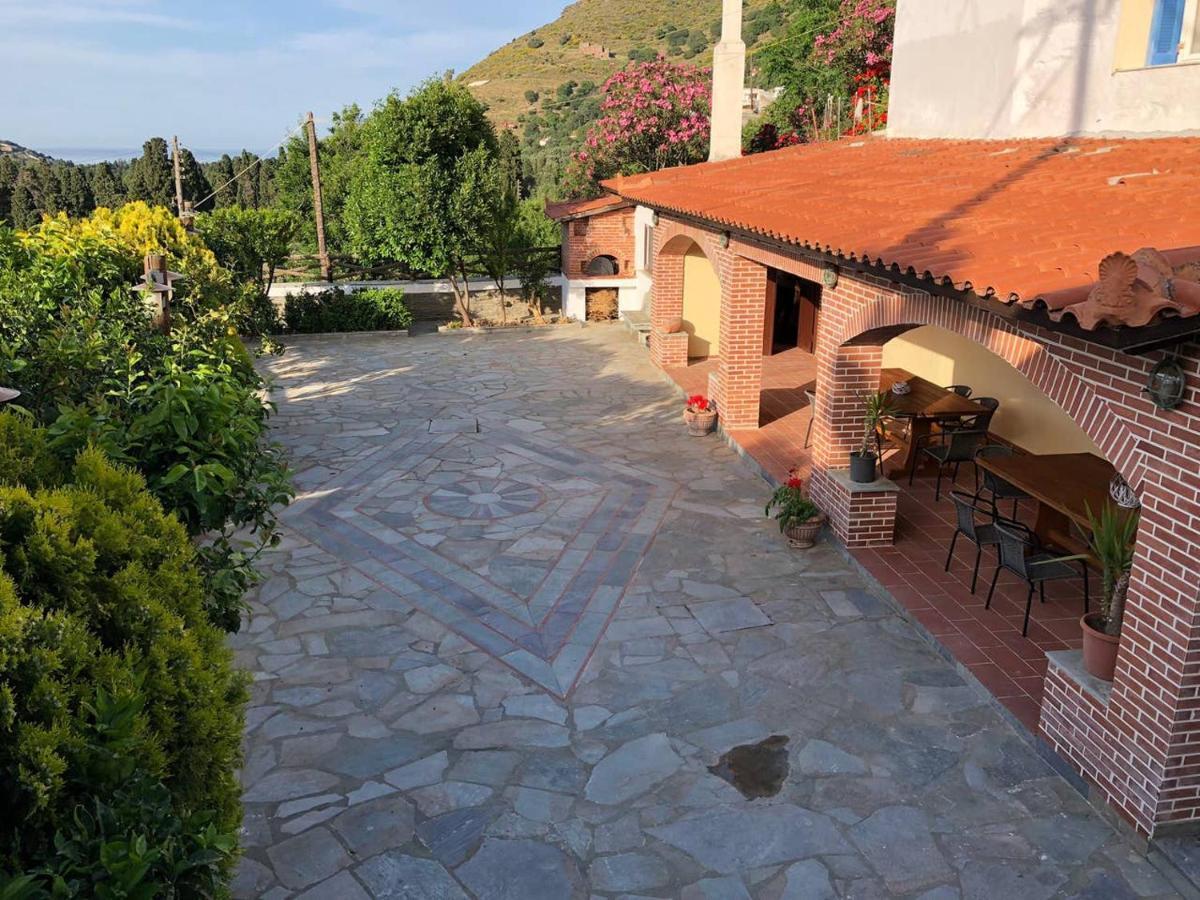 Villa Andros Epoque Livadia  Экстерьер фото
